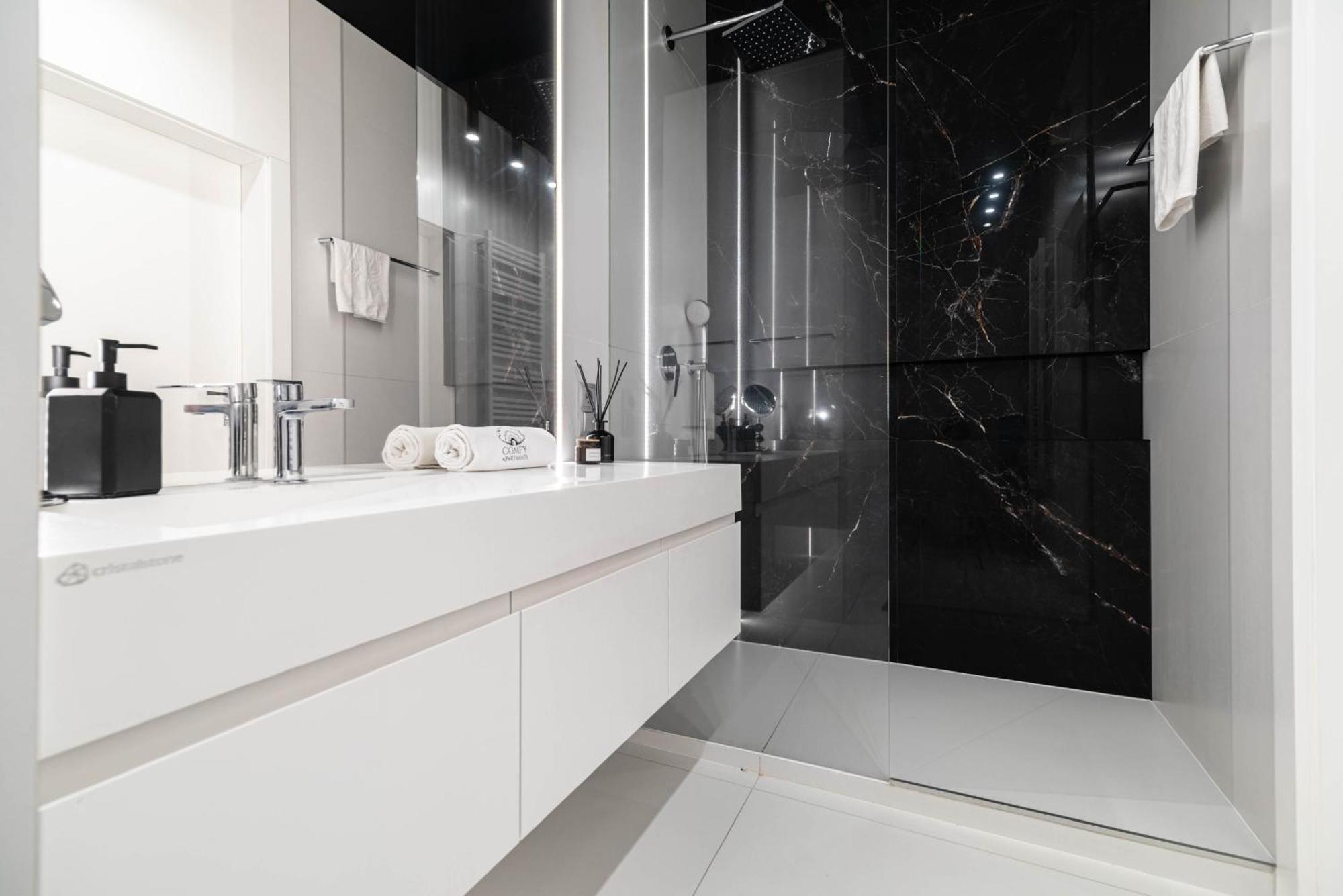 Granaria Luxury - Chmielna 3 - Comfy Apartments — Zdjęcia 3